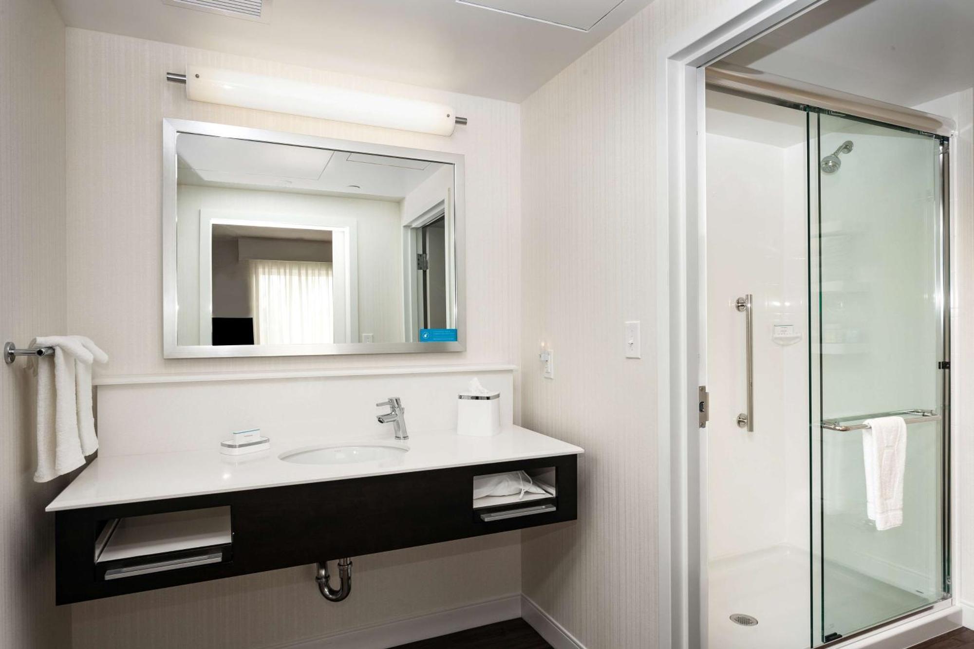 Hampton Inn & Suites By Hilton Seattle/Northgate Esterno foto