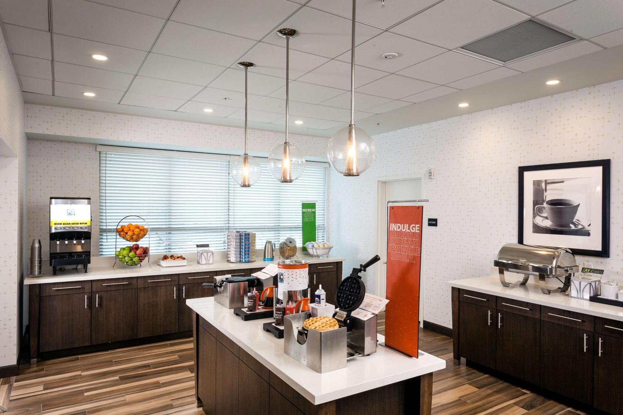 Hampton Inn & Suites By Hilton Seattle/Northgate Esterno foto