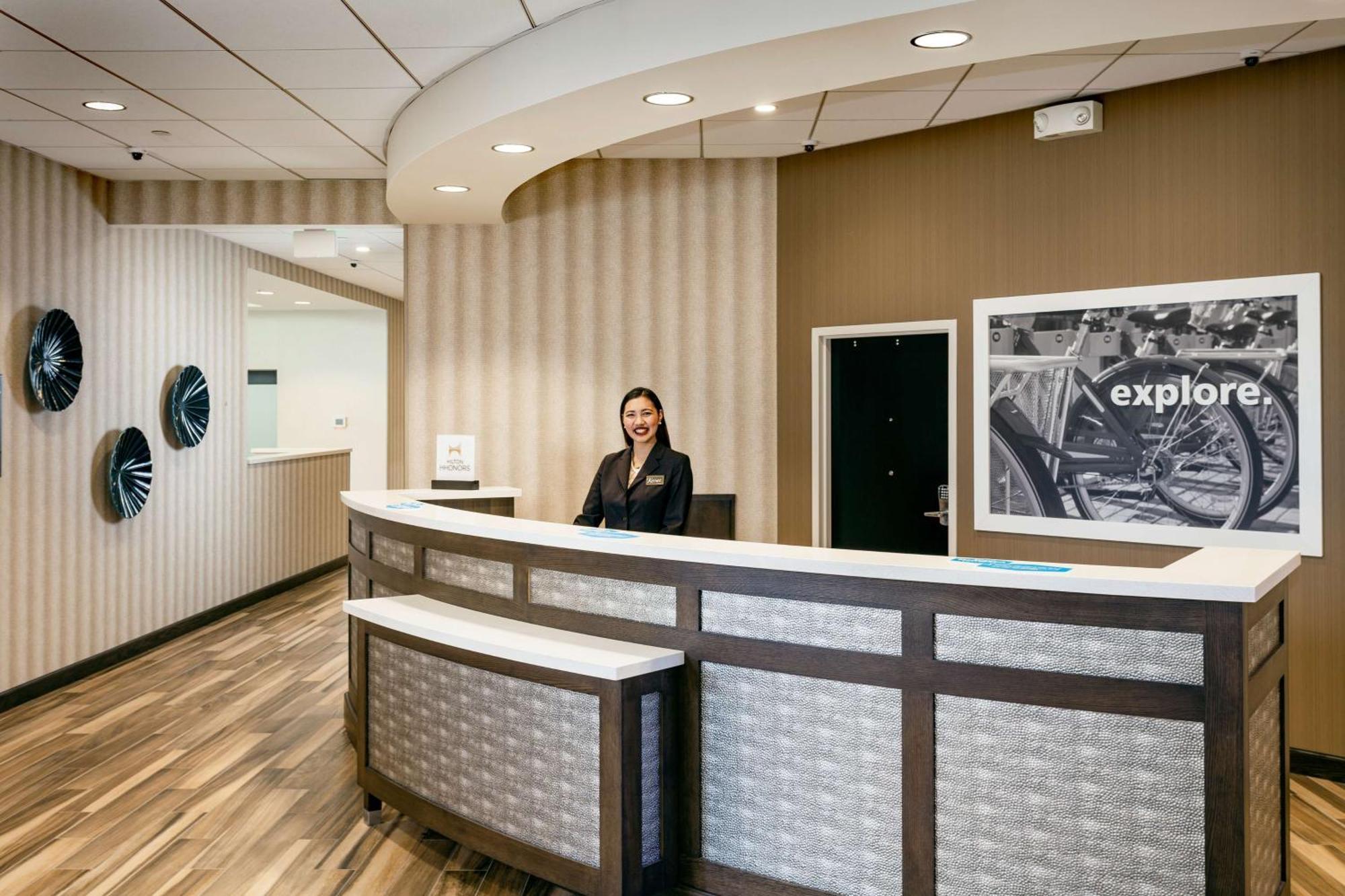 Hampton Inn & Suites By Hilton Seattle/Northgate Esterno foto